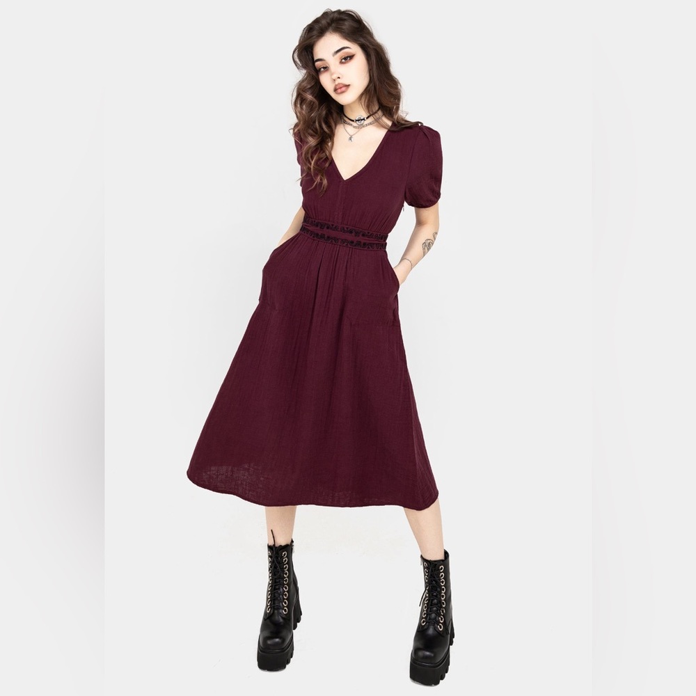 NWT Disturbia Poultice Embroidered Cotton Midi Dress in Burgundy US 4 / UK 8